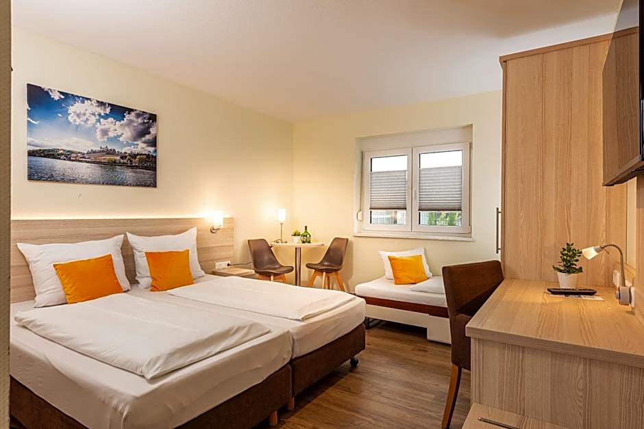 Hotel Am Wiesenweg l 24h check-in