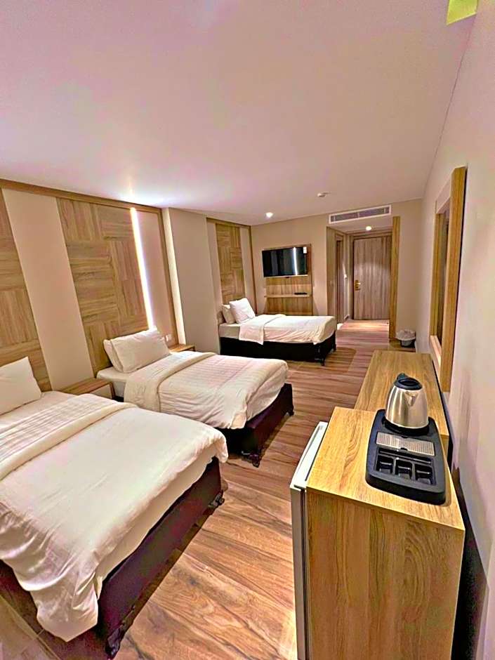 Mass Paradise Hotel