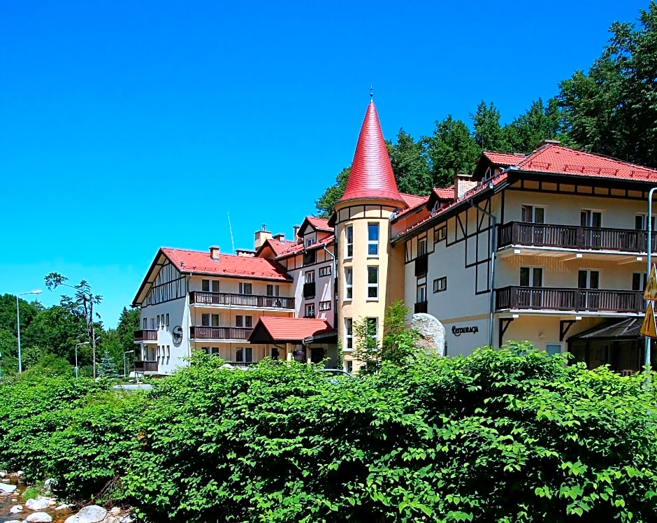 Nowa - Ski SPA Hotel