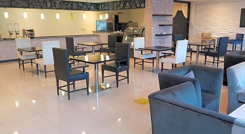 Tulip Hotel & Suites