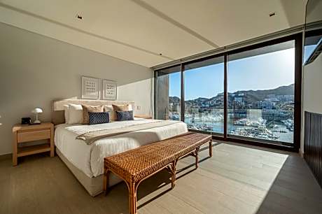 Design Apartment, 3 Bedrooms, Patio