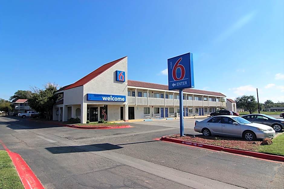 Motel 6-Amarillo, TX - Airport