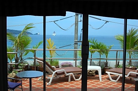 PENTHOUSE SUITE