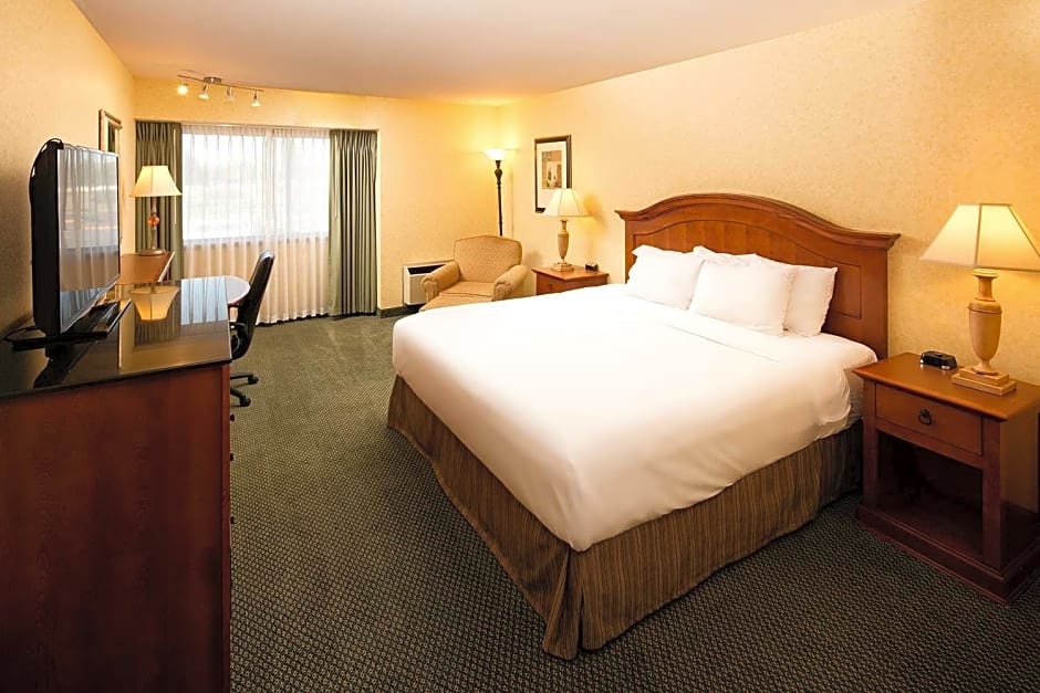 Red Lion Hotel Wenatchee City Center