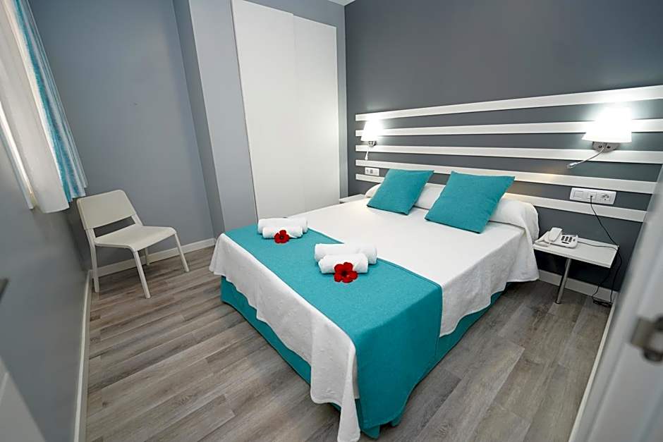 Apartamentos RF Bambi Adults Only