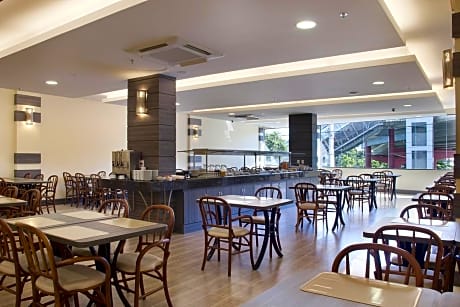 Master Express Dom Pedro II