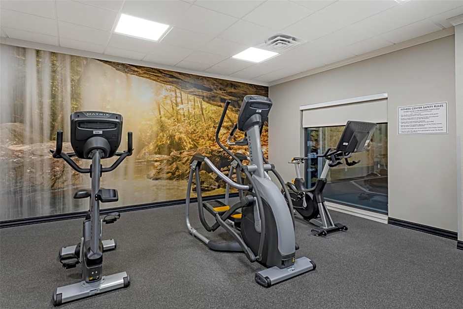 Best Western Plus Elizabethtown Inn & Suites