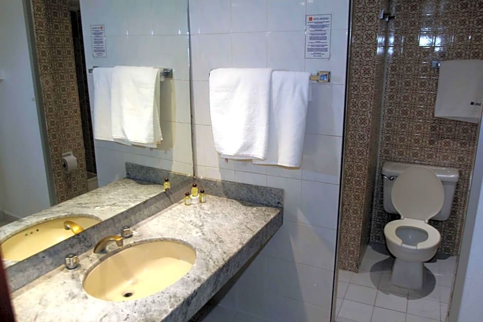 Hotel Universo