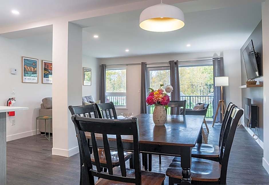 Granite Ridge Condo by Revelstoke Vacations