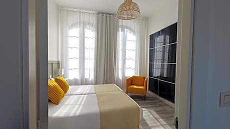 Deluxe One-Bedroom Apartment with City View