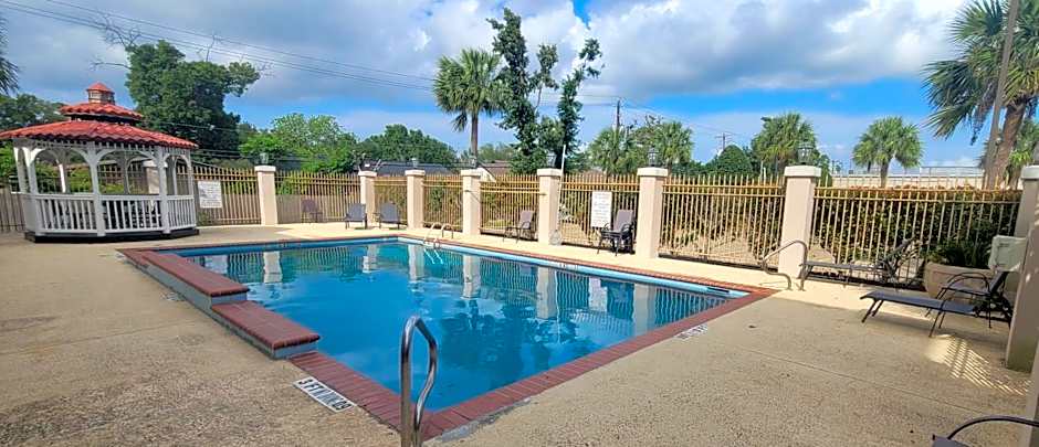 Kemah Edgewater Hotel, SureStay Collection by Best Western