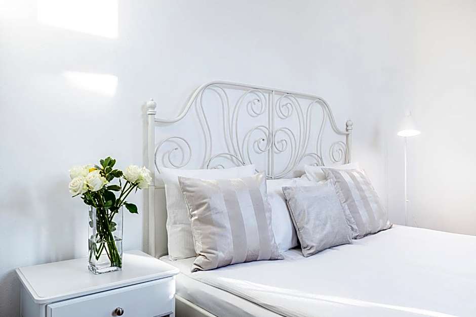 Riviera Residence Apartments