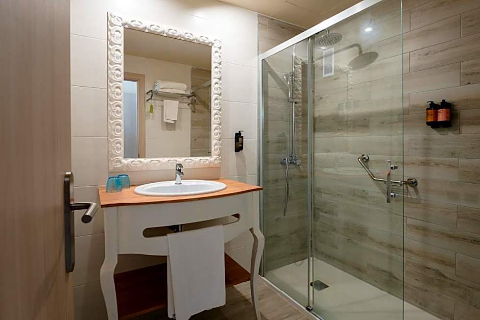 Cala Millor Garden Hotel - Adults Only