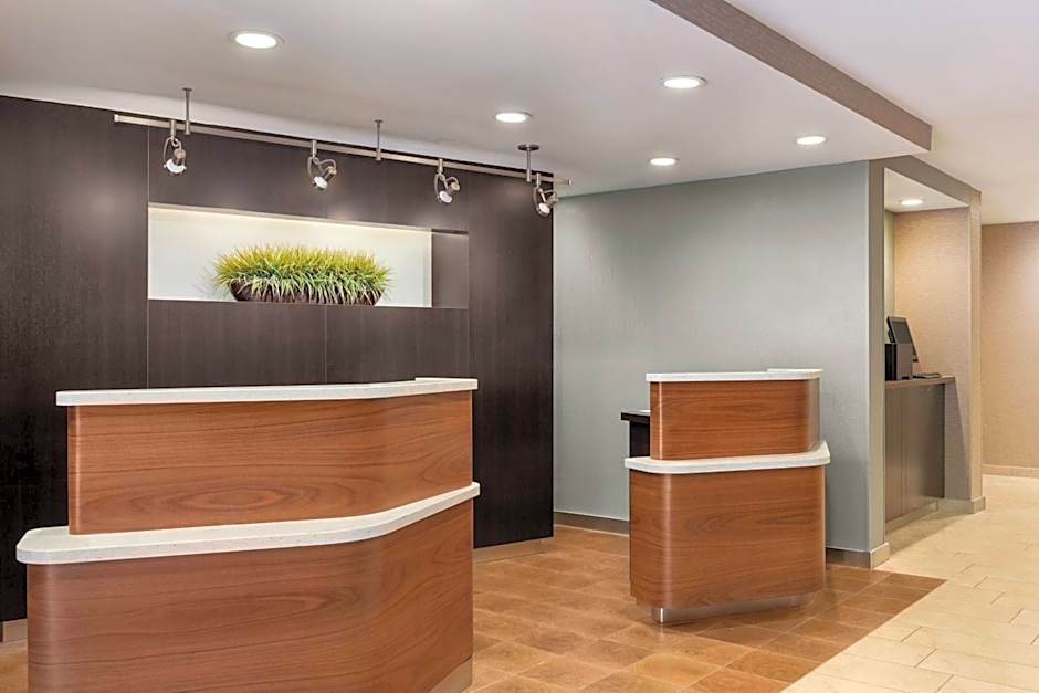 Courtyard by Marriott Dayton North