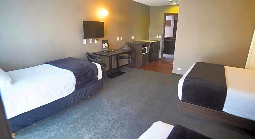 136 On Bealey Motel