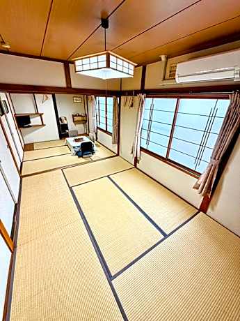 Twin Room with Shared Bathroom