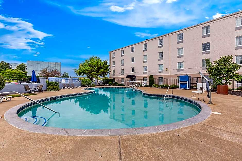 Comfort Inn St. Louis - Westport Event Center