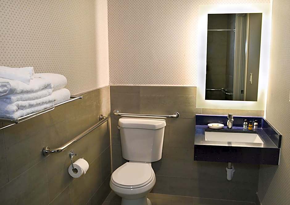 Best Western Plus Ft Lauderdale Hollywood Airport Hotel