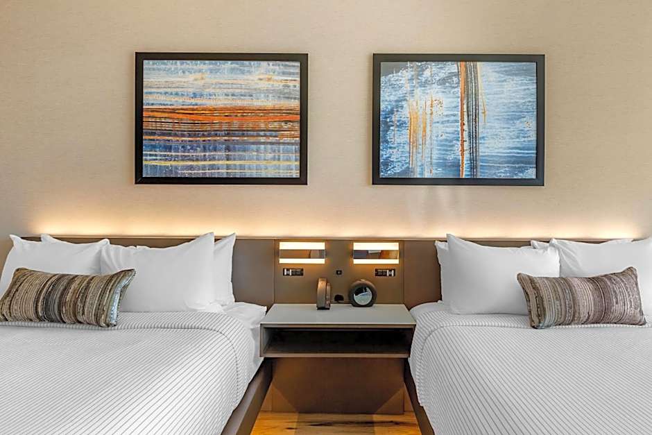 Cambria Hotel New Haven University Area