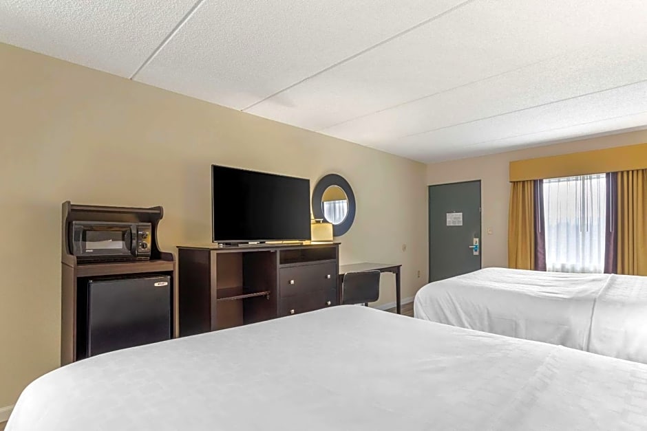 Clarion Pointe Kimball