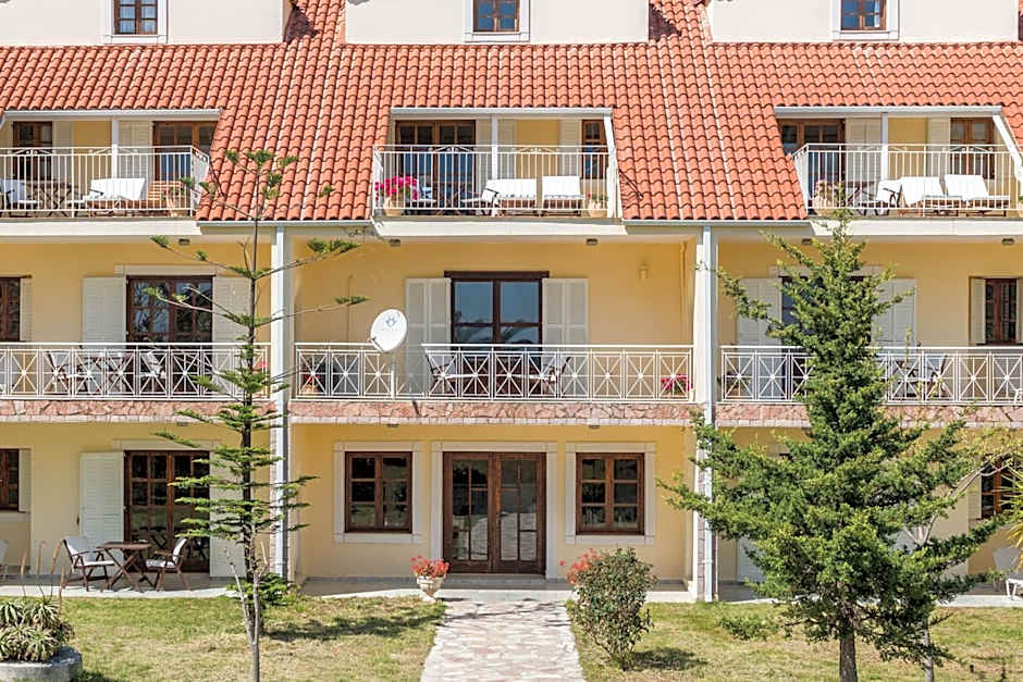 Albouro seafront apartments