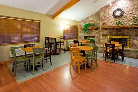 AmericInn by Wyndham Rice Lake