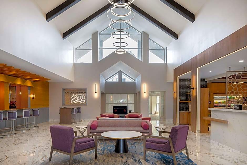 DoubleTree Suites By Hilton Hotel Mt. Laurel