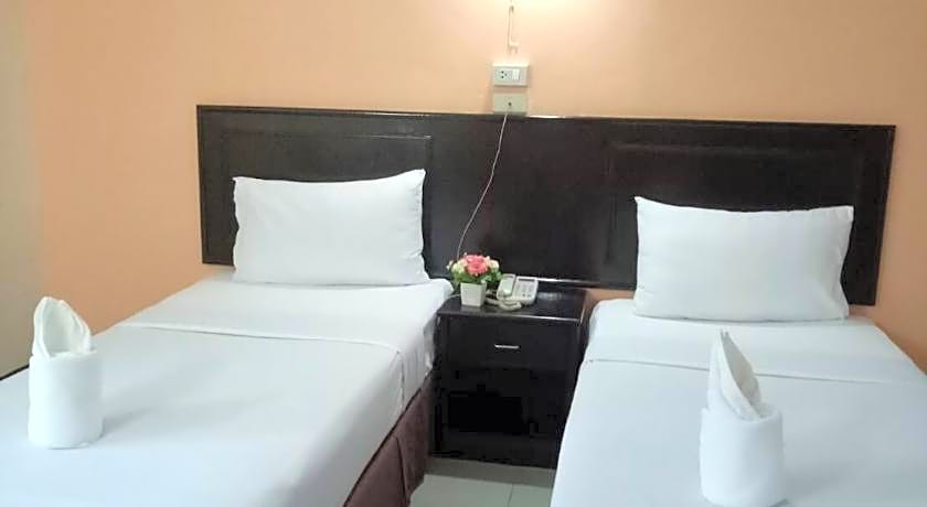 Centerpoint Hotel