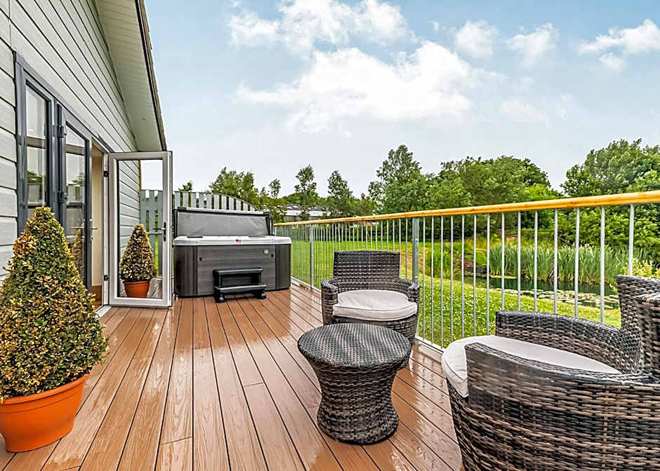 Flaxton Meadows Luxury Lodges