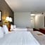 Lakeview Inns & Suites - Okotoks