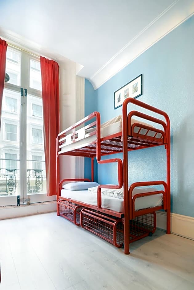 Astor Kensington Hostel