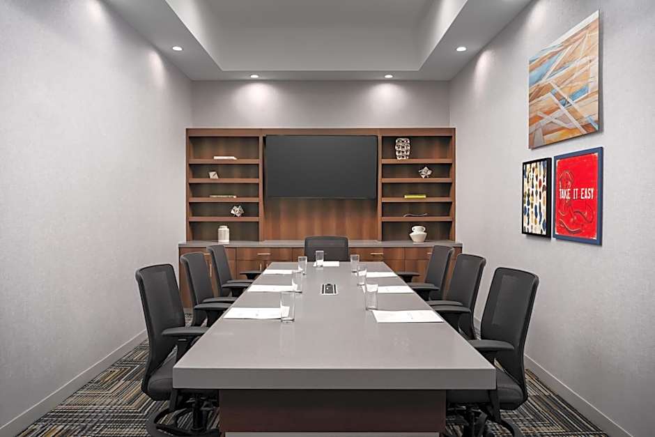 Homewood Suites By Hilton Midland