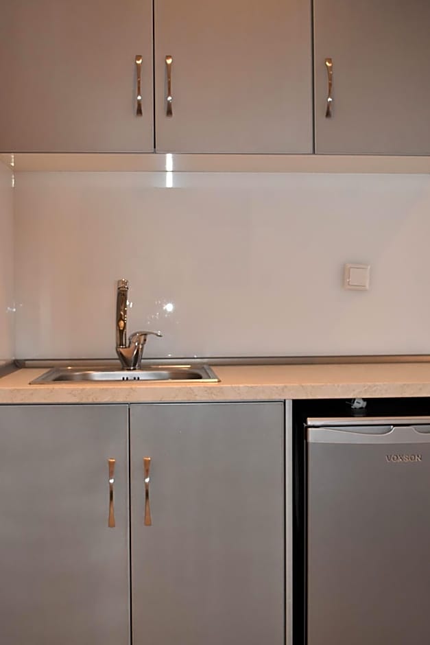 Marinis Boutique Rooms