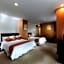 Hock Lee Hotel & Residences