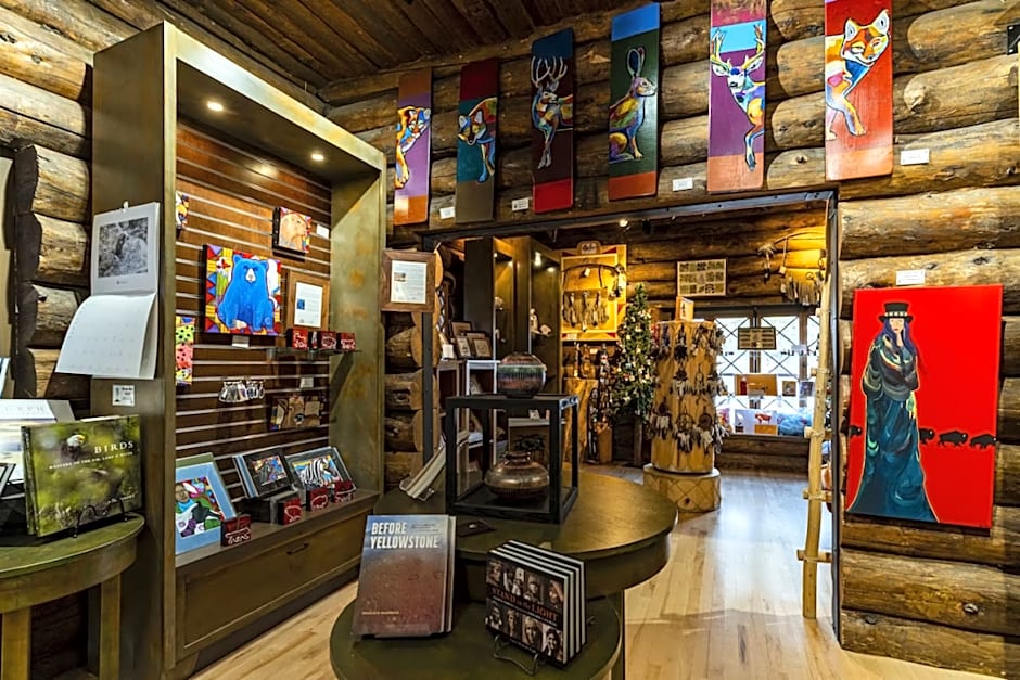 Old Faithful Inn - Inside the Park