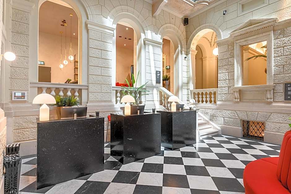 Hotel Oktogon Haggenmacher by Continental Group