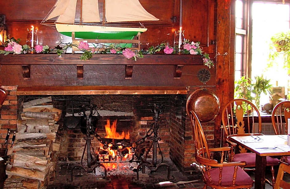 Lamies Inn & The Old Salt Tavern