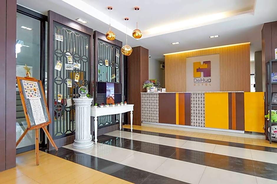 De Hug Hotel and Residence