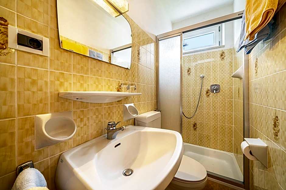 Rotsteinhof Apartement Sonnenschein