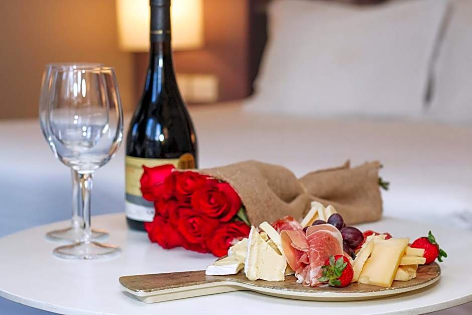 NH Curitiba The Five