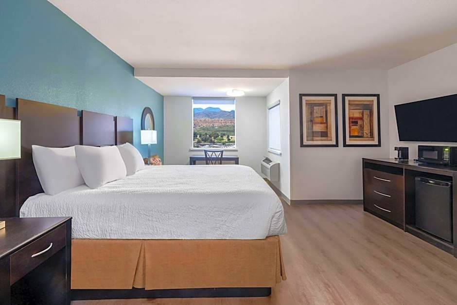 Travelodge by Wyndham Globe AZ