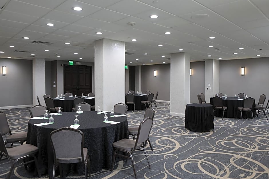 Holiday Inn Chicago/Oak Brook By IHG