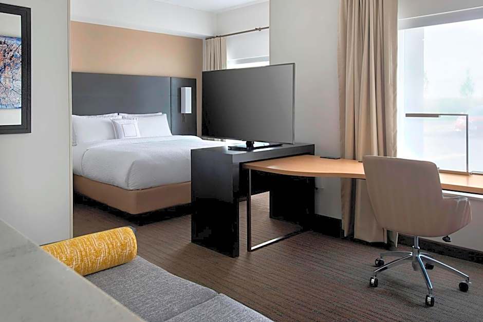 Photo 1 of 7 of Studio 1 King Bed with Sofabed