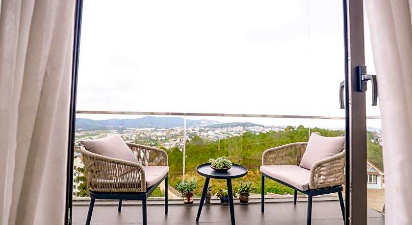 New Century Dalat Hotel