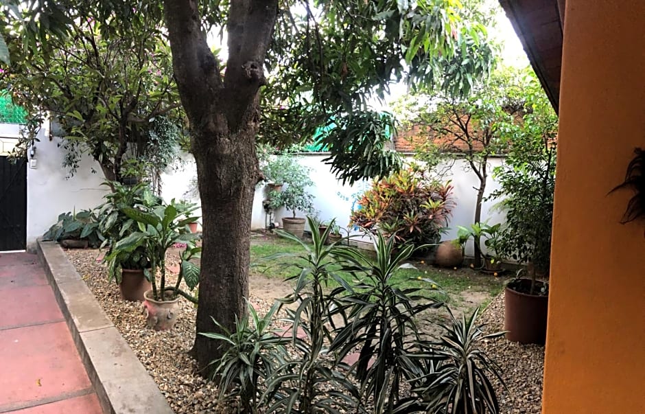 Los Nardos Hostel