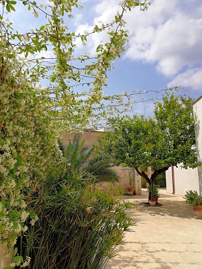 Agorà Suites & Apartments