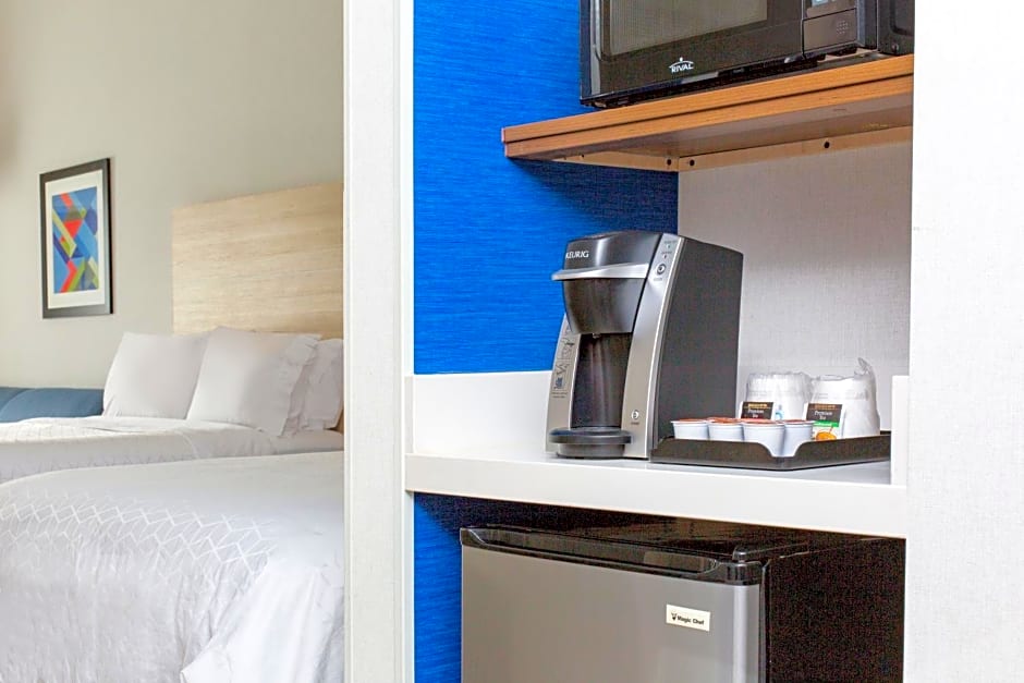 Holiday Inn Express Ontario By IHG