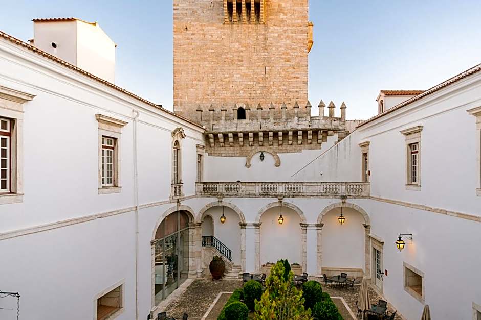 Pousada Castelo de Estremoz - Historic Hotel