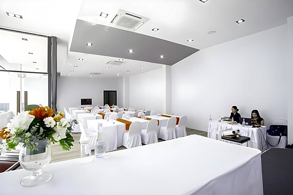 Chaweng Villawee Hotel