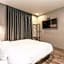 Hotel Gray